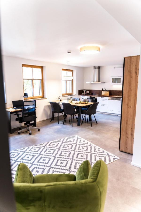 4 Apartments Im Hof By Gasthof Linde Albstadt Bagian luar foto